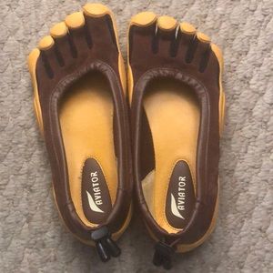 Aviator toe shoes